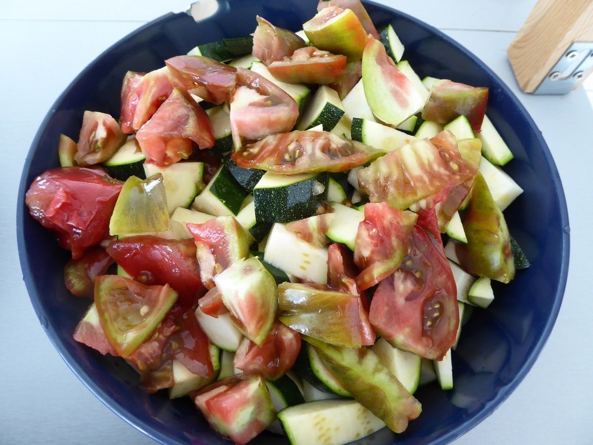 Tomates Et Courgettes Farcies à Ma Façon. - Terre Agir